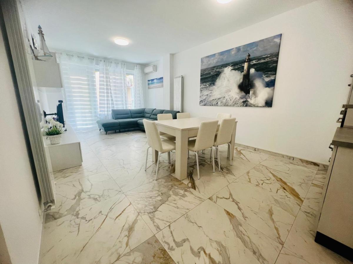 Suite Trilocale - Citta Della Musica -Casino Sanremo Bagian luar foto